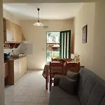 Dimitra's Cozy Lägenhet