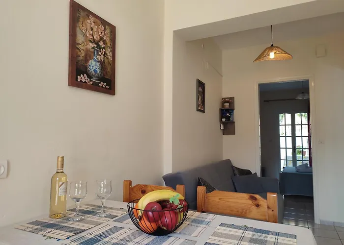 Dimitra's Cozy Apartmán *