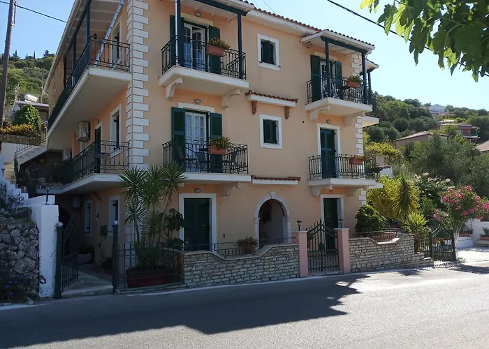 Dimitra's Cozy Dilináta